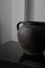 ウクライナ炭化壺  /  Japanese Antiques