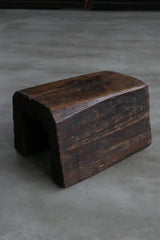 木　刳抜　少数民族　小椅子　木台　大　/  Asian Antique　Primitive 　Wooden　Stool