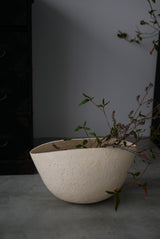 Stone Veil  
　石肌　花器　大　/ Akari Sato