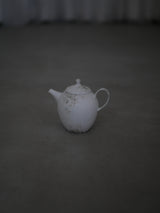 白磁　scrach tea pot 3/ Takahiro Yahagi