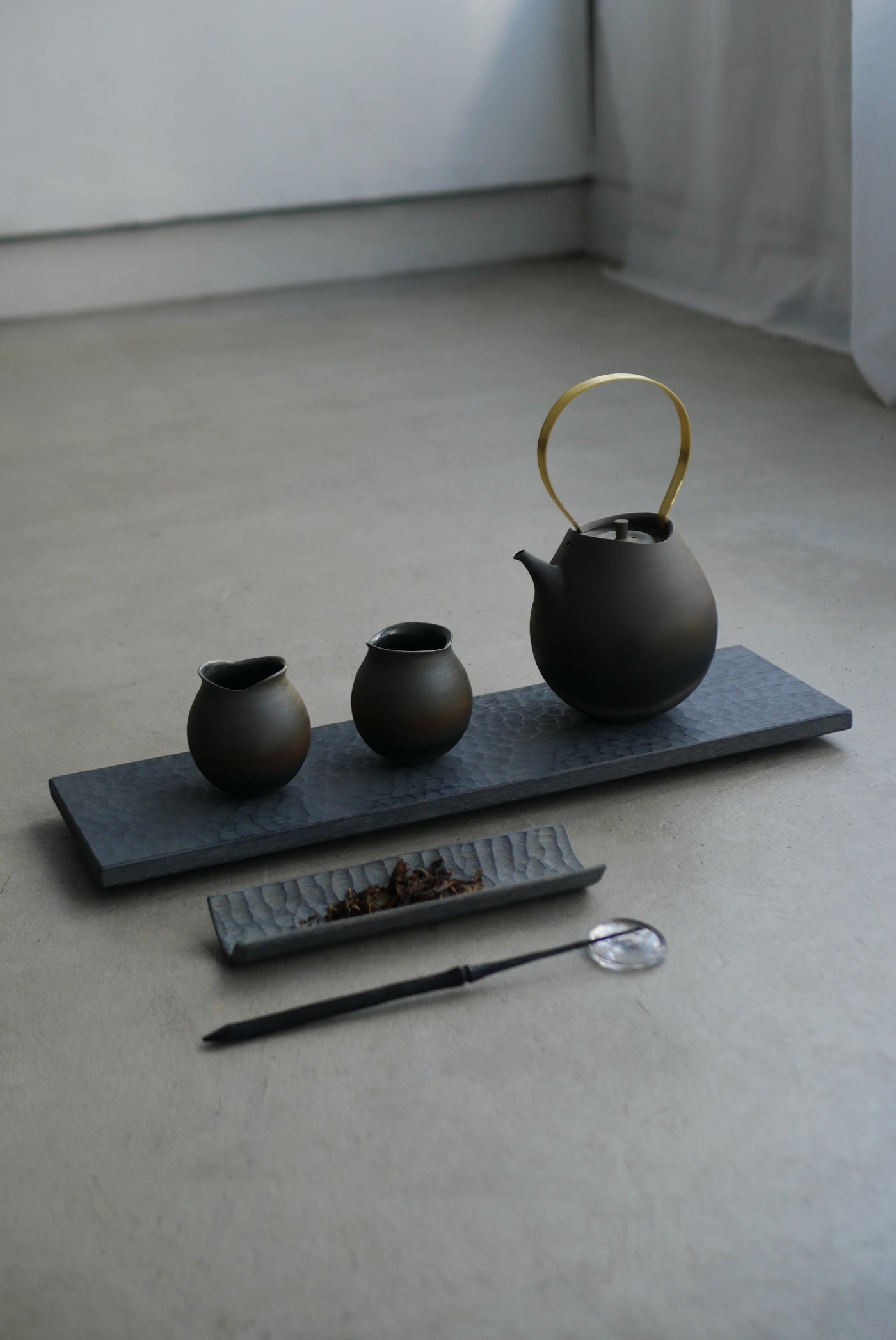 夕暮れの景色 曲線のTeapot / 大和田 友香 半磁器 – MOUSEION