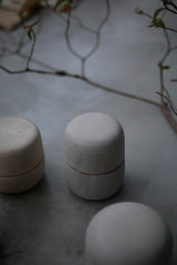 小箱　蓋物　月肌　soil gray / Akari Sato