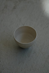 オーダー　白磁　茶杯　gray SS   / Takahiro Yahagi