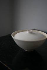 茶漉し蓋碗　Bone White 半磁器　日本茶　中国茶　/  Kanako Yoshida