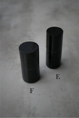 小箱　蓋物　黒肌　/ Akari Sato