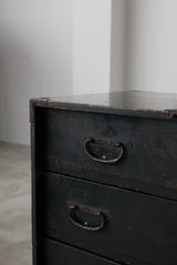 静かな黒漆　庄内箪笥　江戸から明治期　/  Japanese Antiques  Urushi  Wooden Drawer ,Chest