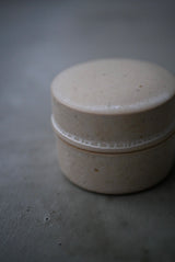 小箱　蓋物　石肌　/ Akari Sato