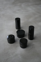 小箱　蓋物　黒肌　/ Akari Sato