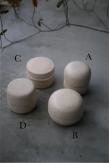 小箱　蓋物　石肌　/ Akari Sato