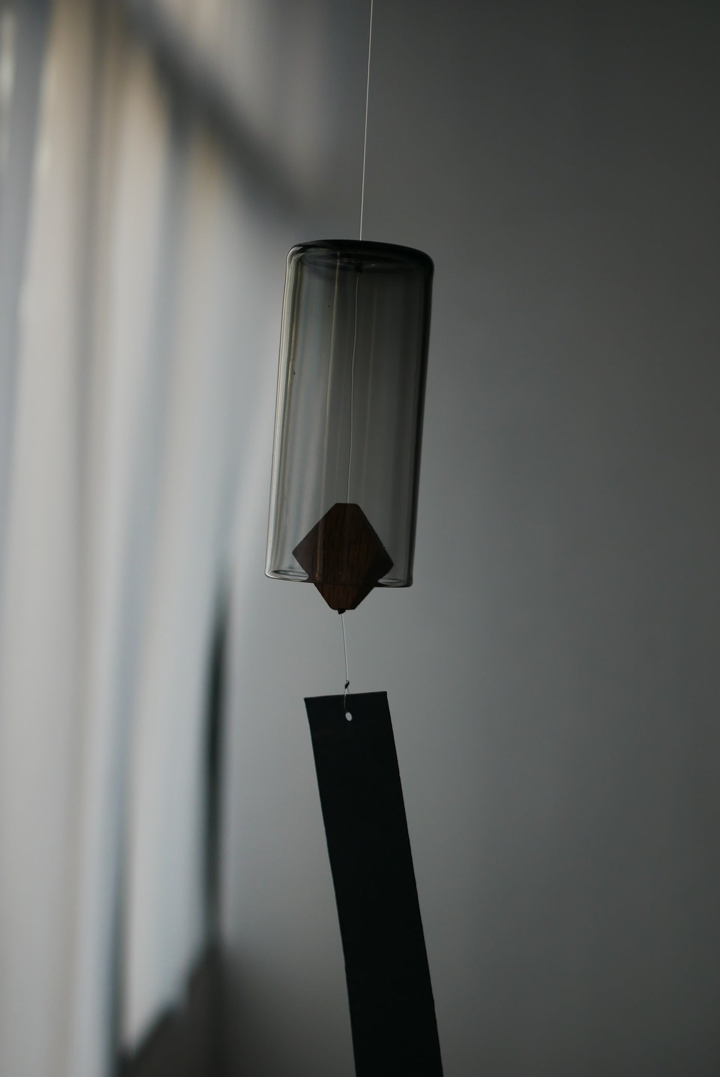 WASHIZUKA GLASS STUDIO 風鈴 風鈴 グレー硝子 / WASHIZUKA GLASS STUDIO – MOUSEION