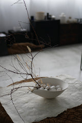 片口　オブジェ　Bone White 半磁器　/  Kanako Yoshida