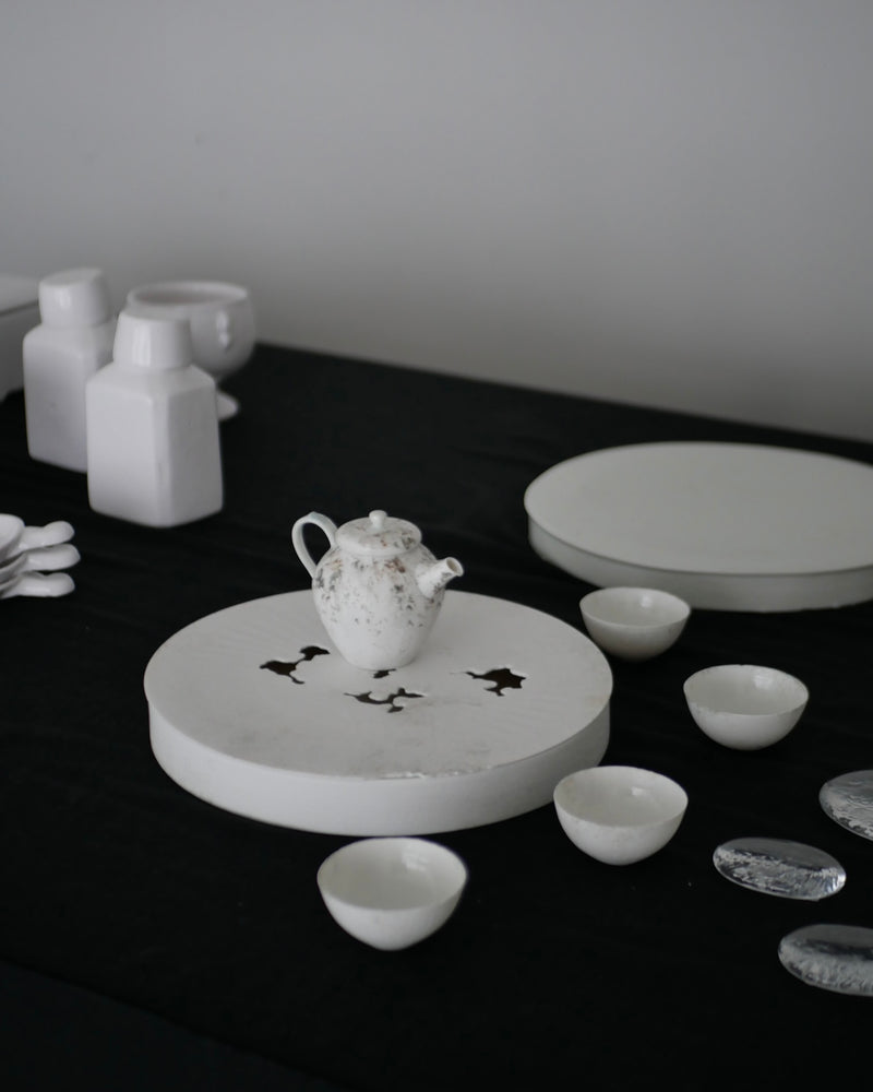 白磁　丸茶杯　　/ Takahiro Yahagi