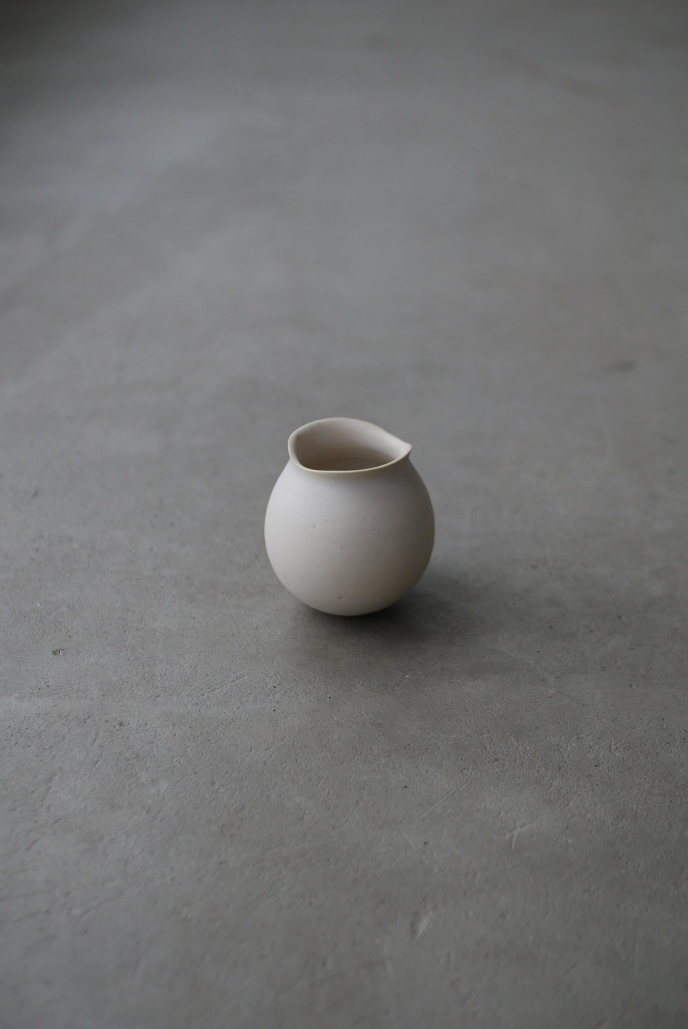 オーダー 曲線のcup / 大和田 友香 半磁器 – MOUSEION