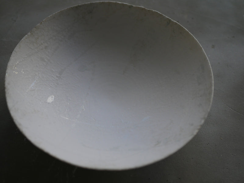 White porcelain bowl scratch 34/Takahiro Yahagi